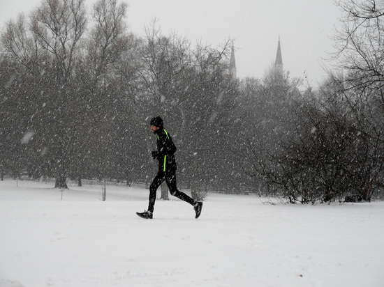 winter runner.jpg
